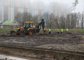 На Николаевском бульваре в Краснодаре высадят 400 деревьев