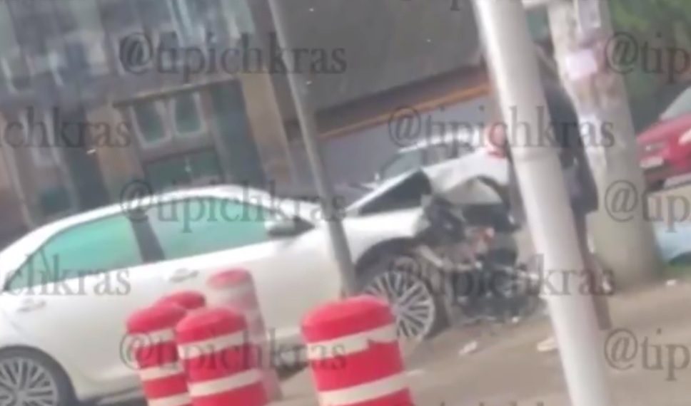В Краснодаре Toyota насмерть сбила человека