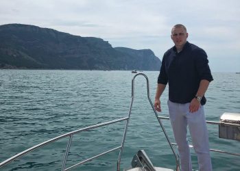 «Хватал за шею и тянул к себе»: в Краснодаре парень спас мальчика от уличного педофила