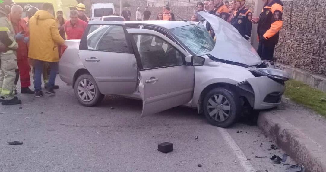 В Сочи в тройном ДТП погиб 45-летний водитель «Лады»