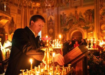 Копайгородский поздравил сочинцев с Пасхой