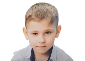 В Сочи без вести пропал 7-летний ребенок с зеленым зонтиком