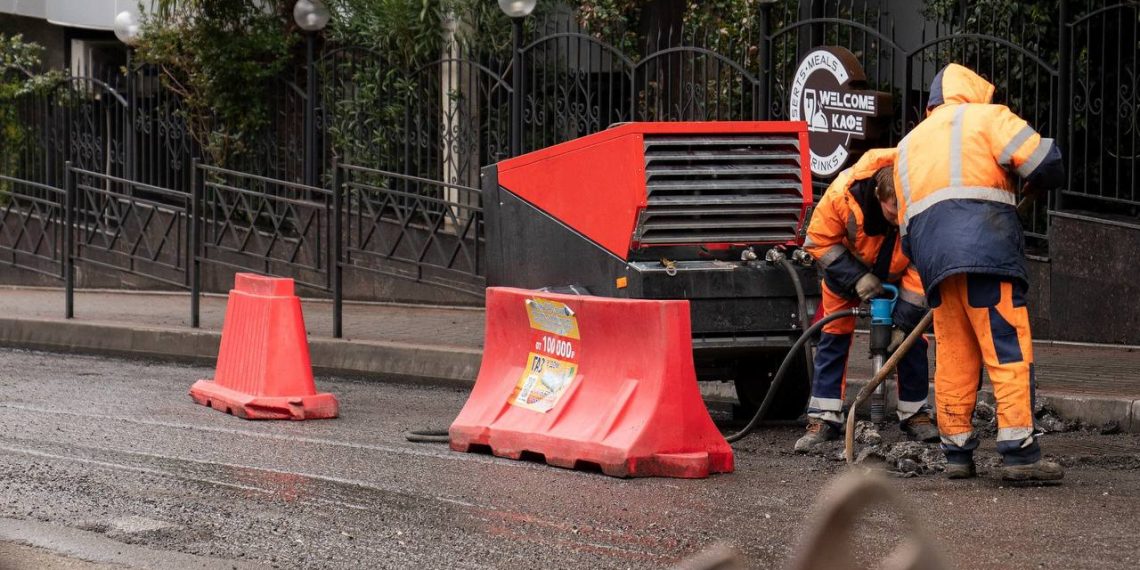 Улицу Первомайскую в Сочи отремонтируют до 1 мая