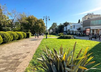 Стало известно, когда в Сочи столбики термометров покажут +20 градусов