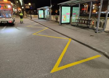 В Сочи обновляют разметку на дорогах