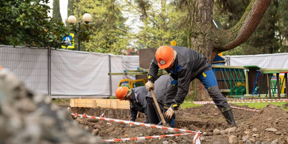 В Сочи обустраивают первую в России научную детскую площадку