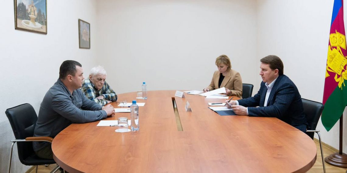 Копайгородскому предложили увековечить память ветерана Сергея Максимова