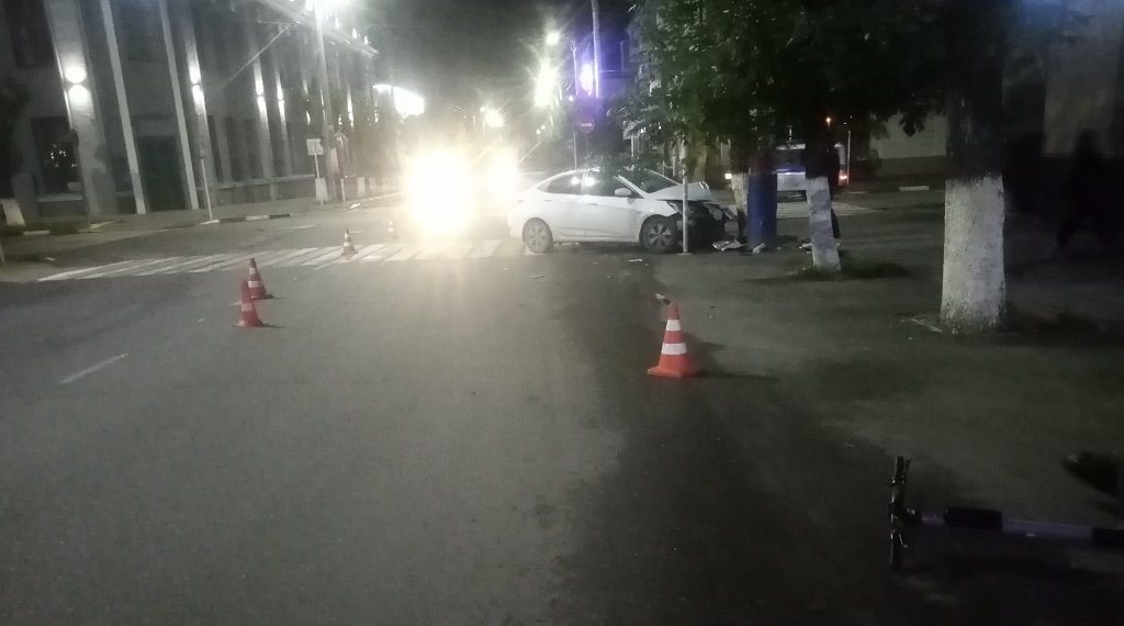 В ДТП с электросамокатом и Hyundai на Кубани пострадали два человека