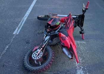 На Кубани женщина сбила двух подростков на питбайке