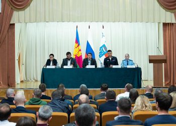 Копайгородский встретился с жителями Красной Поляны