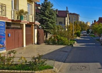 В Анапе мужчина преследовал ребенка