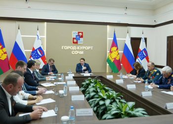 Копайгородский прокомментировал отсутствие праздничной символики в День Победы