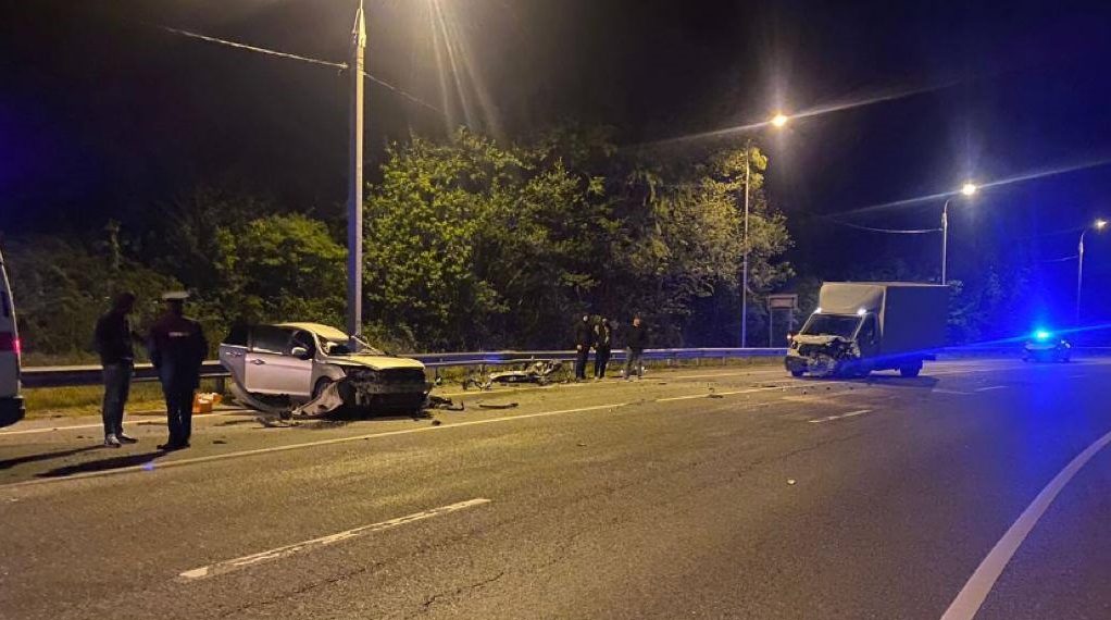 В ДТП на Кубани погибли два человека, еще столько же пострадали