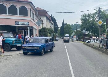 В Сочи ВАЗ сбил 14-летнюю девочку