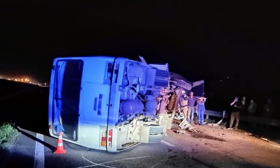 В ДТП с автобусом, КамАЗом и «Нивой» на Кубани погиб водитель легковушки
