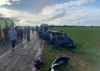 В смертельном ДТП на Кубани пострадали шесть человек