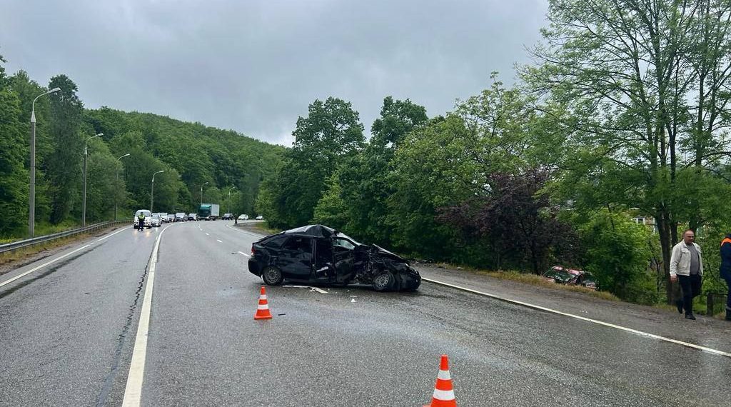 В ДТП на Кубани пострадали трое взрослых и 10-месячный ребенок