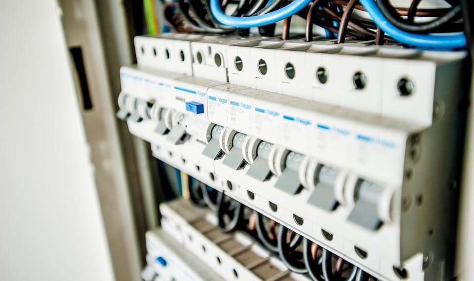 В Краснодаре устранили аварию, оставившую без света более семи улиц