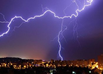 На Кубани объявили штормовое предупреждение на 1 и 2 мая