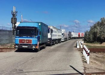 На Кубани в очереди на Керченскую переправу стоят 148 машин