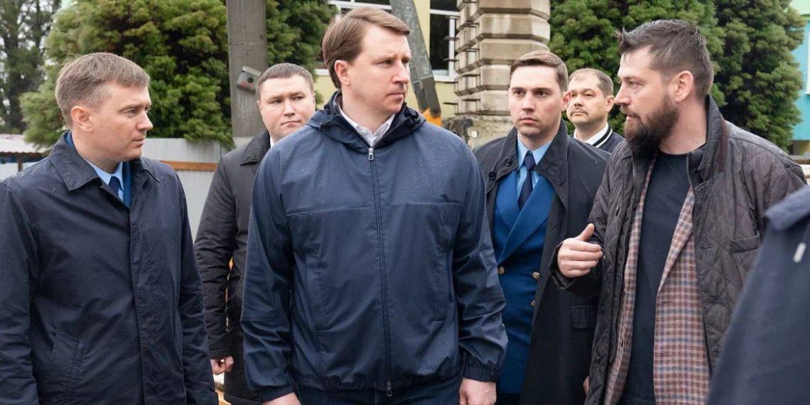 Копайгородский и Овечкин проверили ход работ на соцобъектах