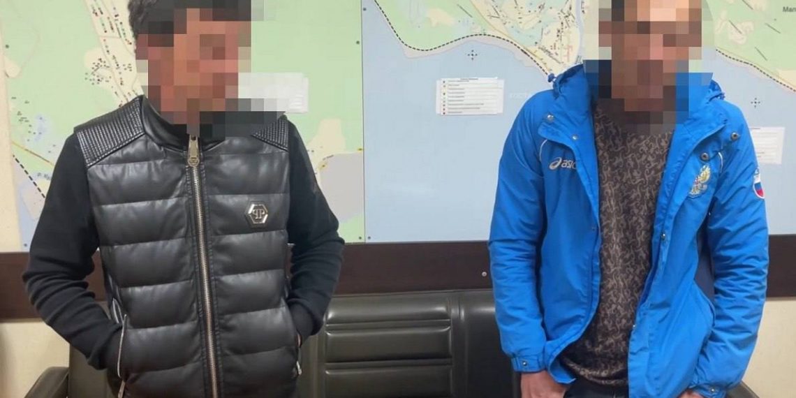 В Сочи задержали двух мужчин, устроивших скачки на лошадях