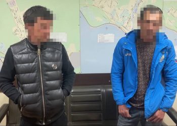 В Сочи задержали двух мужчин, устроивших скачки на лошадях