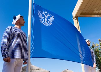 Лучшие сочинские пляжи получили «синие флаги»