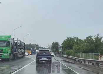 На Кубани фура насмерть сбила человека