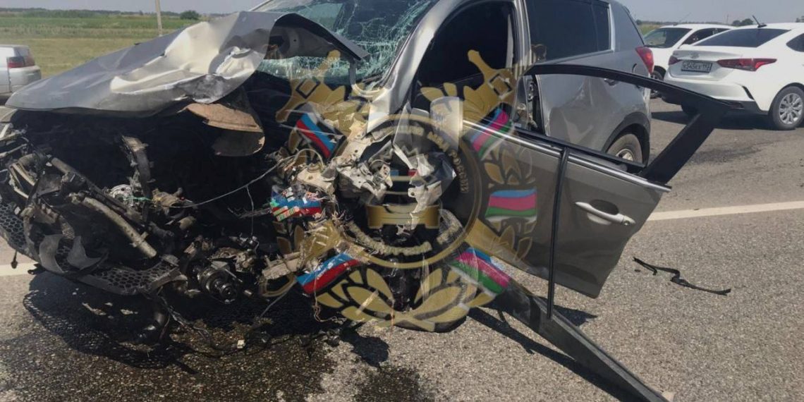 В лобовом столкновении на Кубани погиб один из водителей