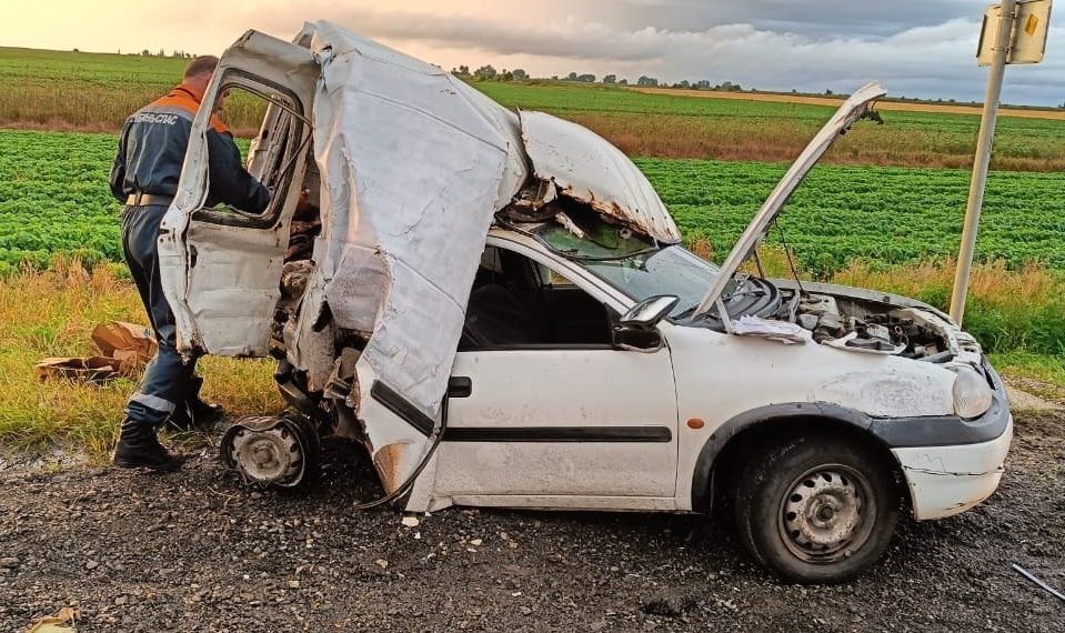 В ДТП с бензовозом на Кубани пострадали два человека