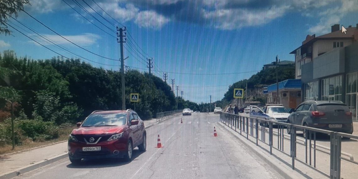 В Новороссийске женщина на иномарке сбила семилетнюю девочку