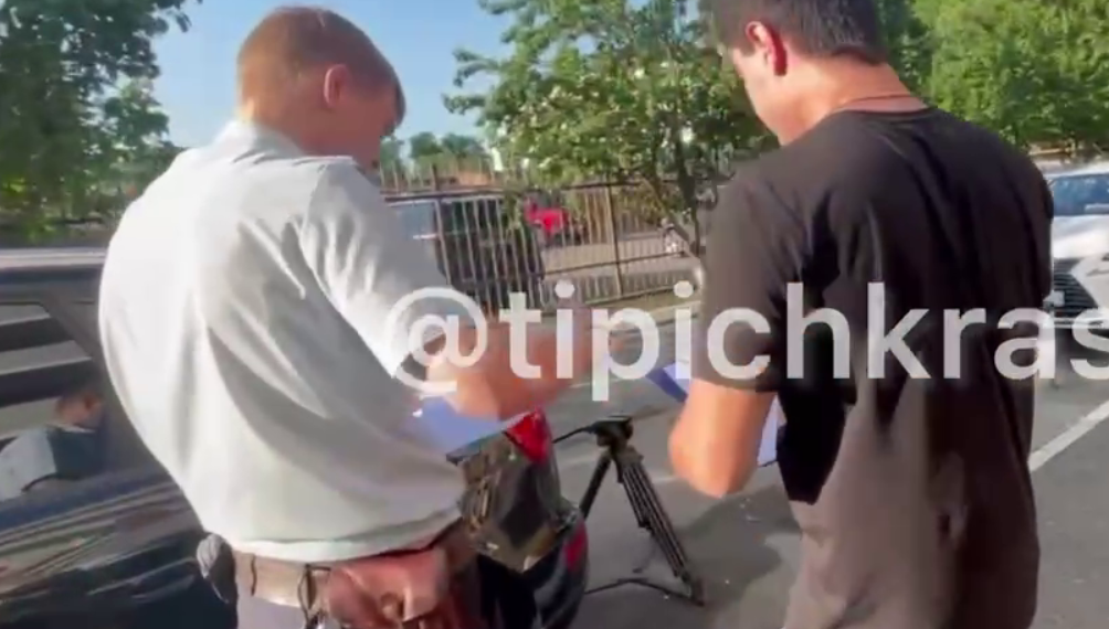 «Оставят без штанов»: в Краснодаре жадные и наглые грузчики запросили с семьи баснословную сумму за переезд