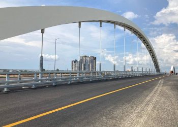 В Краснодаре запустили движение по Яблоновскому мосту