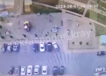 «Вылетели слуховые аппараты»: в Краснодаре мужчина изо всех сил ударил 9-летнего мальчика по голове