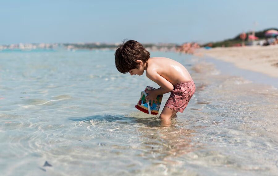 Дети из Читы и Краснодара едва не утонули в Геленджике