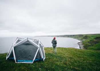 Пропавшего на Кубани мужчину на белой иномарке нашли около реки