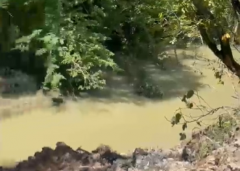 В Сочи начали спускать искусственное озеро, образовавшееся после подвижки грунта в реке Хоста