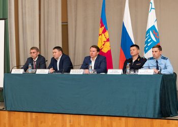 Копайгородский встретился с жителями Кичмайского сельского округа