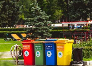 В Сочи отремонтируют 500 контейнерных площадок