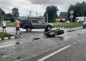 На Кубани Mitsubishi сбил 41-летнего мотоциклиста