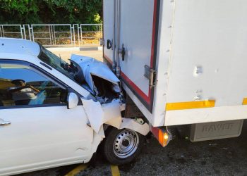 На трассе в Сочи в столкновении двух автомобилей пострадал 13-летний ребенок