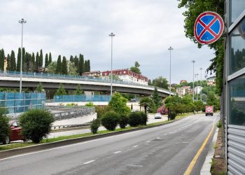 С утра 12 июля во всех районах Сочи началась уборка