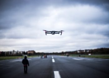 Глава Крыма Аксенов сообщил о гибели девочки-подростка в результате атаки беспилотника