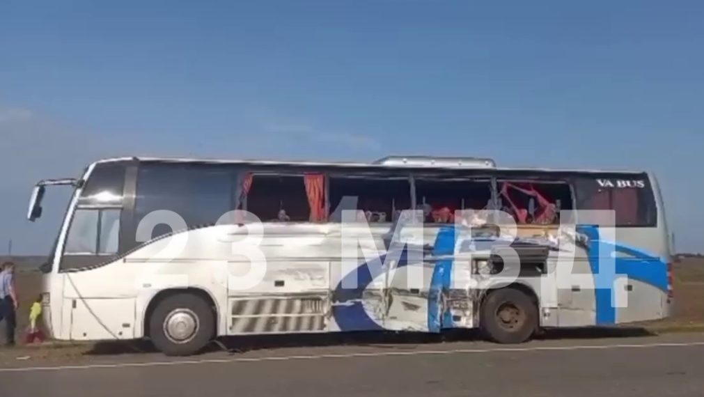 В ДТП с автобусом на Кубани погибли два человека и 10 пострадали