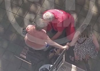 В Сочи человек на самокате сбил женщину и уехал