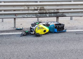 В Краснодаре мотоциклист врезался в «Газель» и погиб