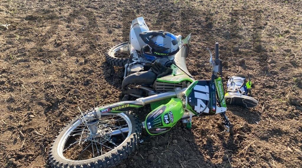 На Кубани водитель «Нивы» сбил подростка на питбайке и скрылся