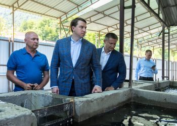 Копайгородский посетил форелевое хозяйство в Солох-Ауле