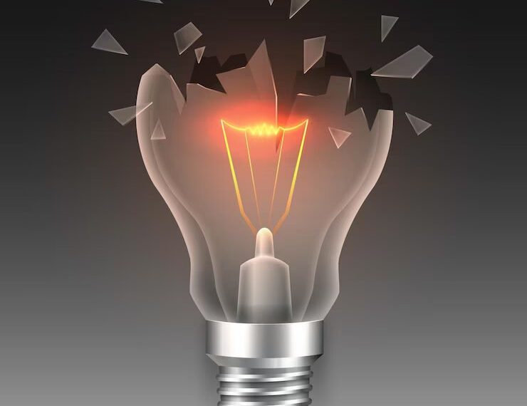 В Прикубанском округе Краснодара из-за аварии три дома вечером 5 июля остались без света